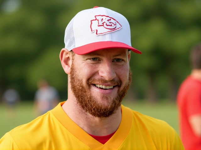 Carson Wentz Plays Through Shoulder as Vikings Lose to Chargers